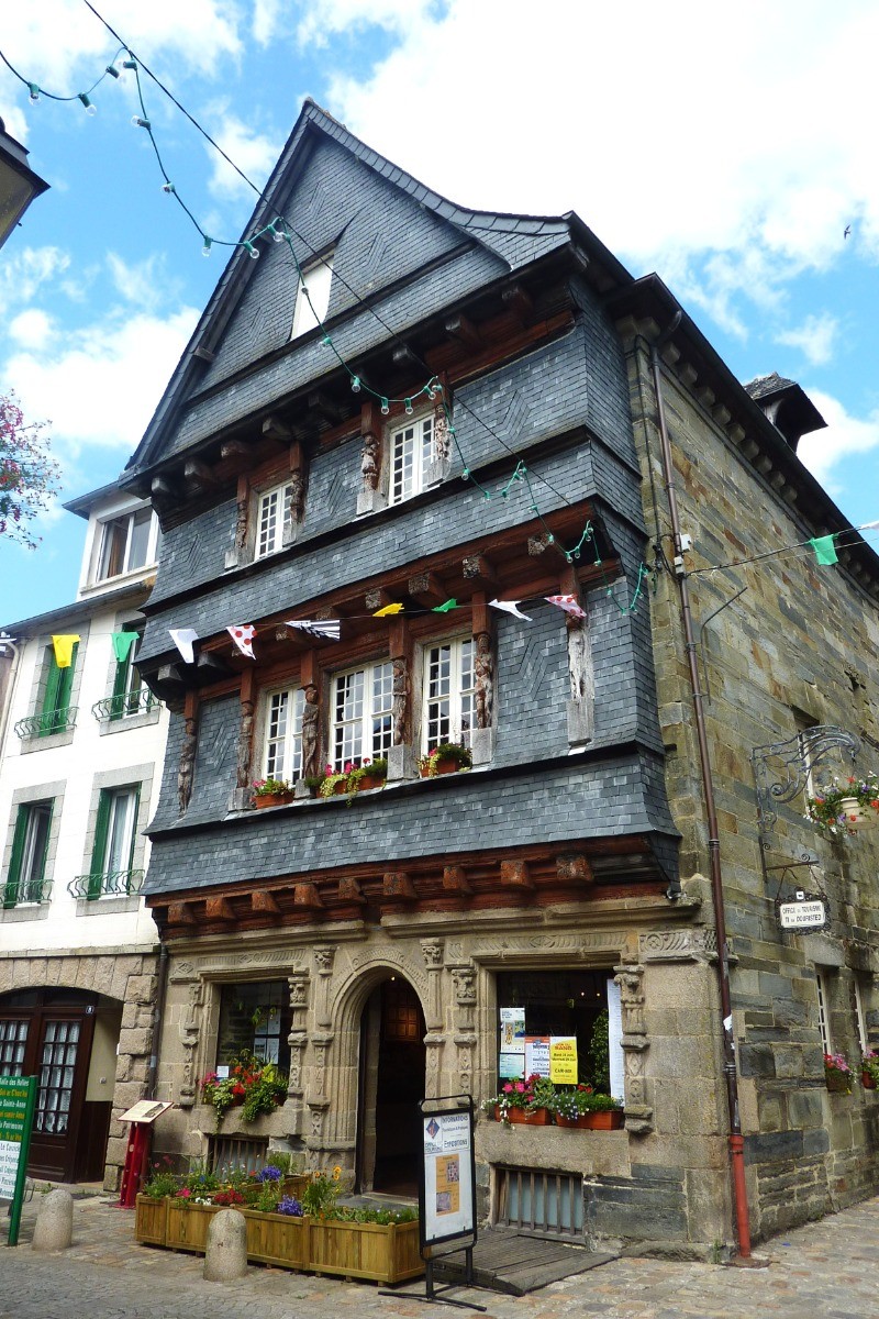 Maison ancienne dans le centre de Carhaix