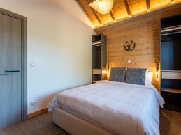 Chambre principale, lit 160 - Chalet Forest Family - Domaine Epic Chalets