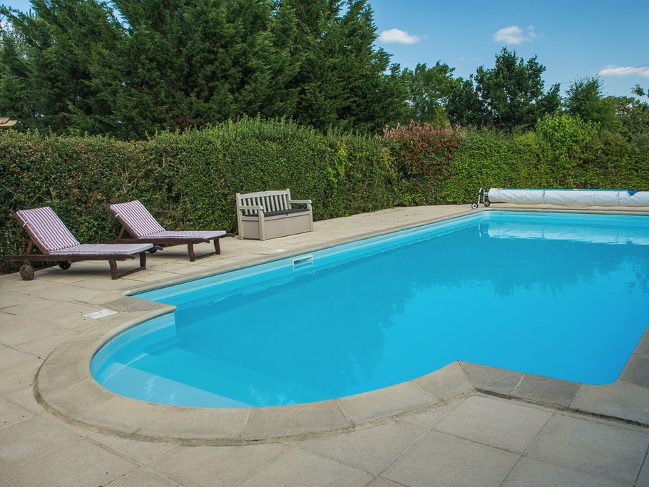 La Piscine vue de l'entrée