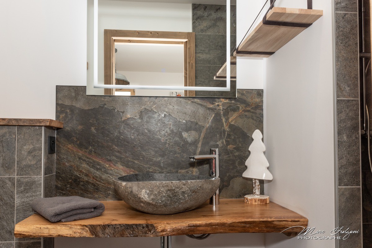 Salle d'eau dans chaque chambre - Chalet le Pourquoi Pas