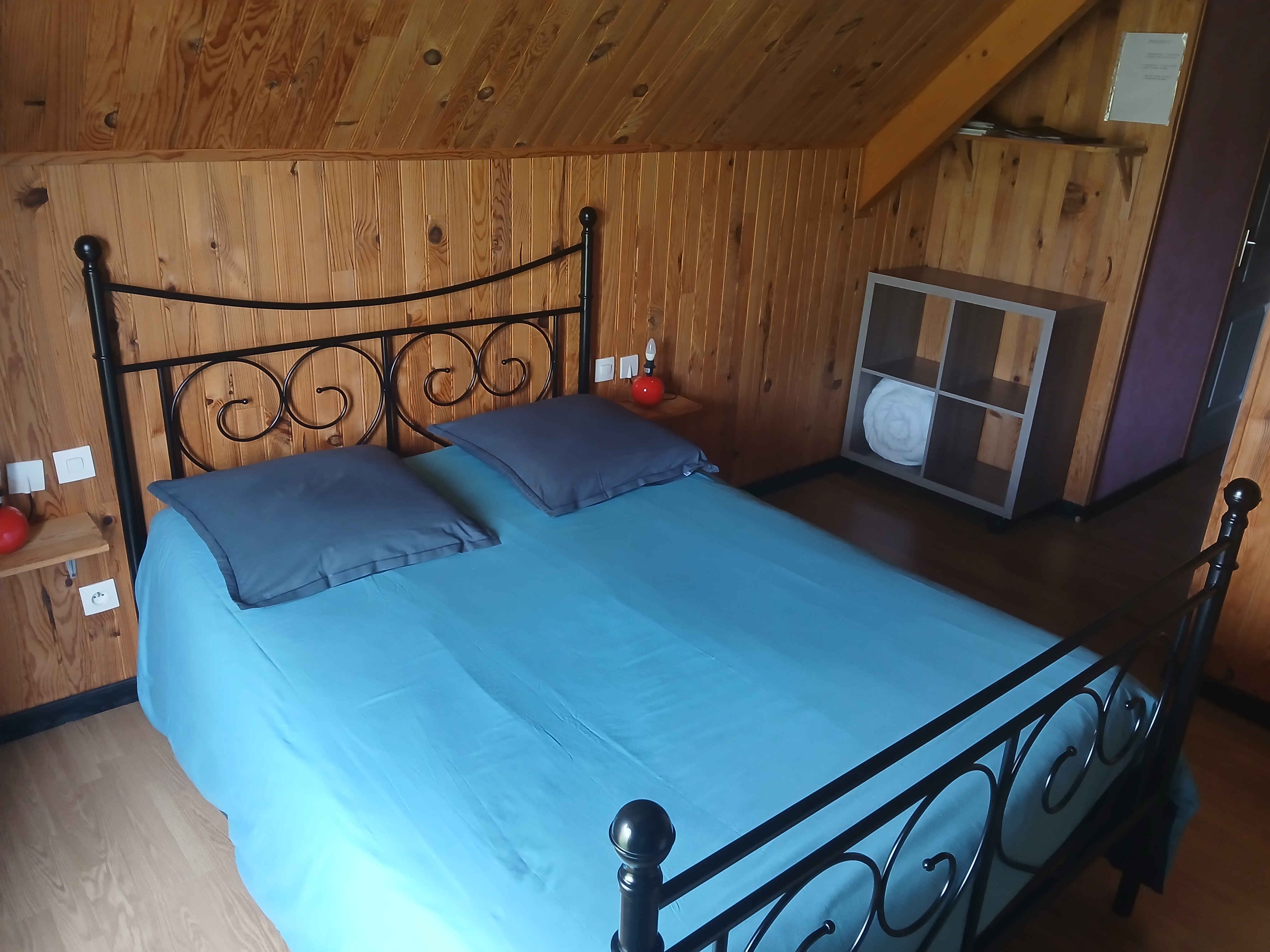 Chambre lit 140 Nibas La Somme