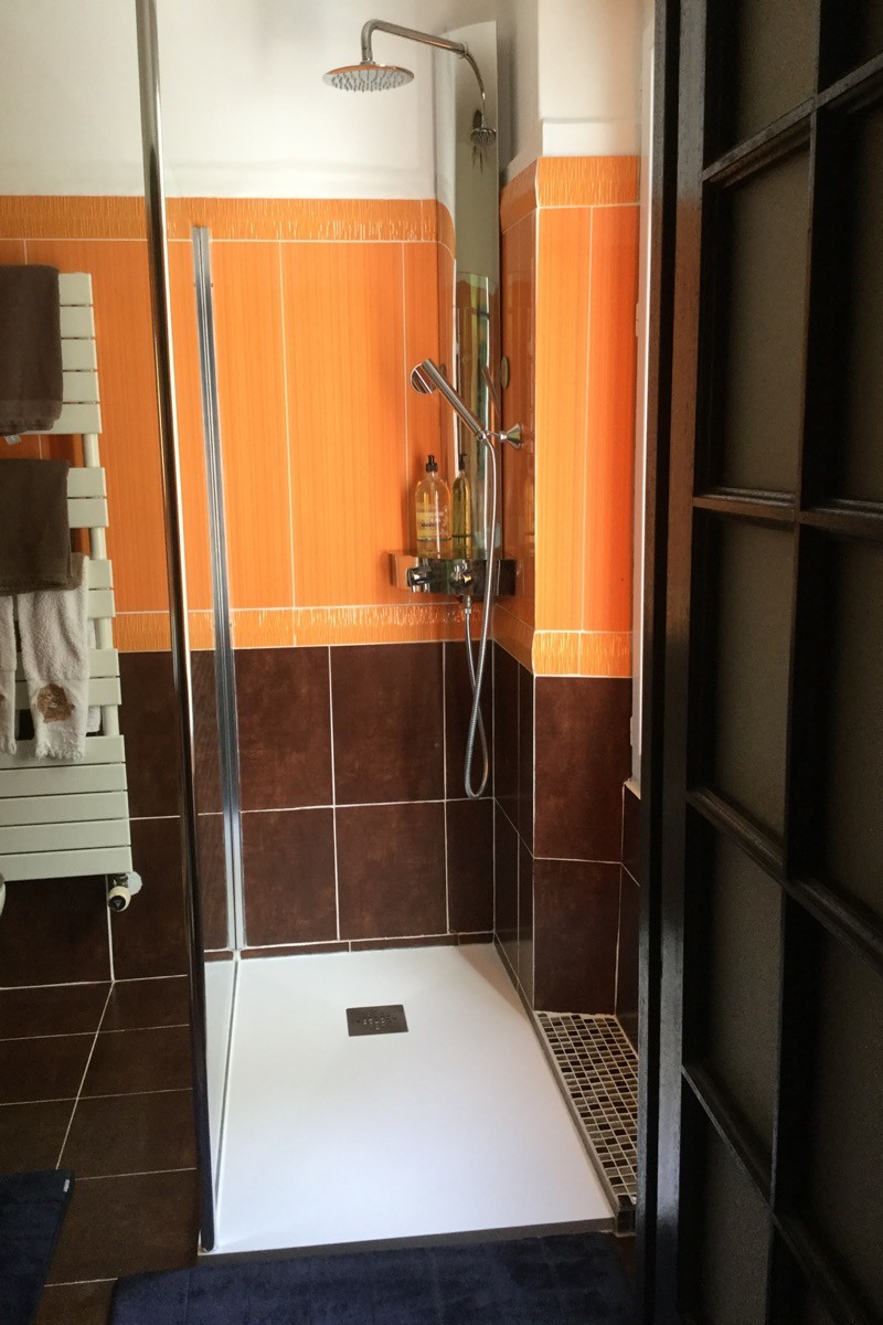 Salle de bain de la chambre du Voyageur