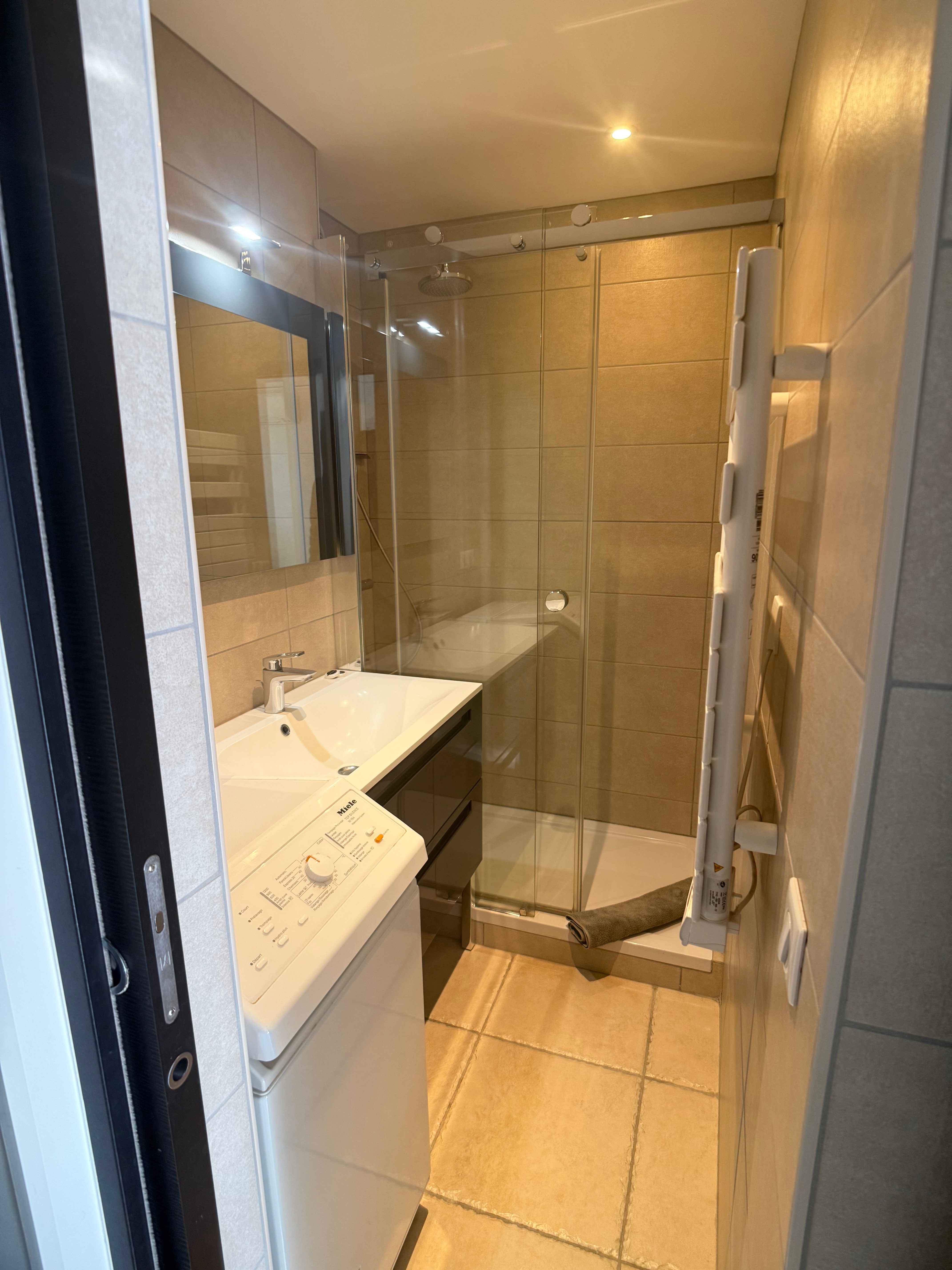 Studio 409 - Salle d'eau