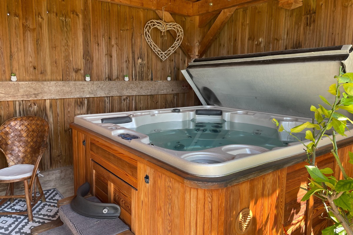 jacuzzi