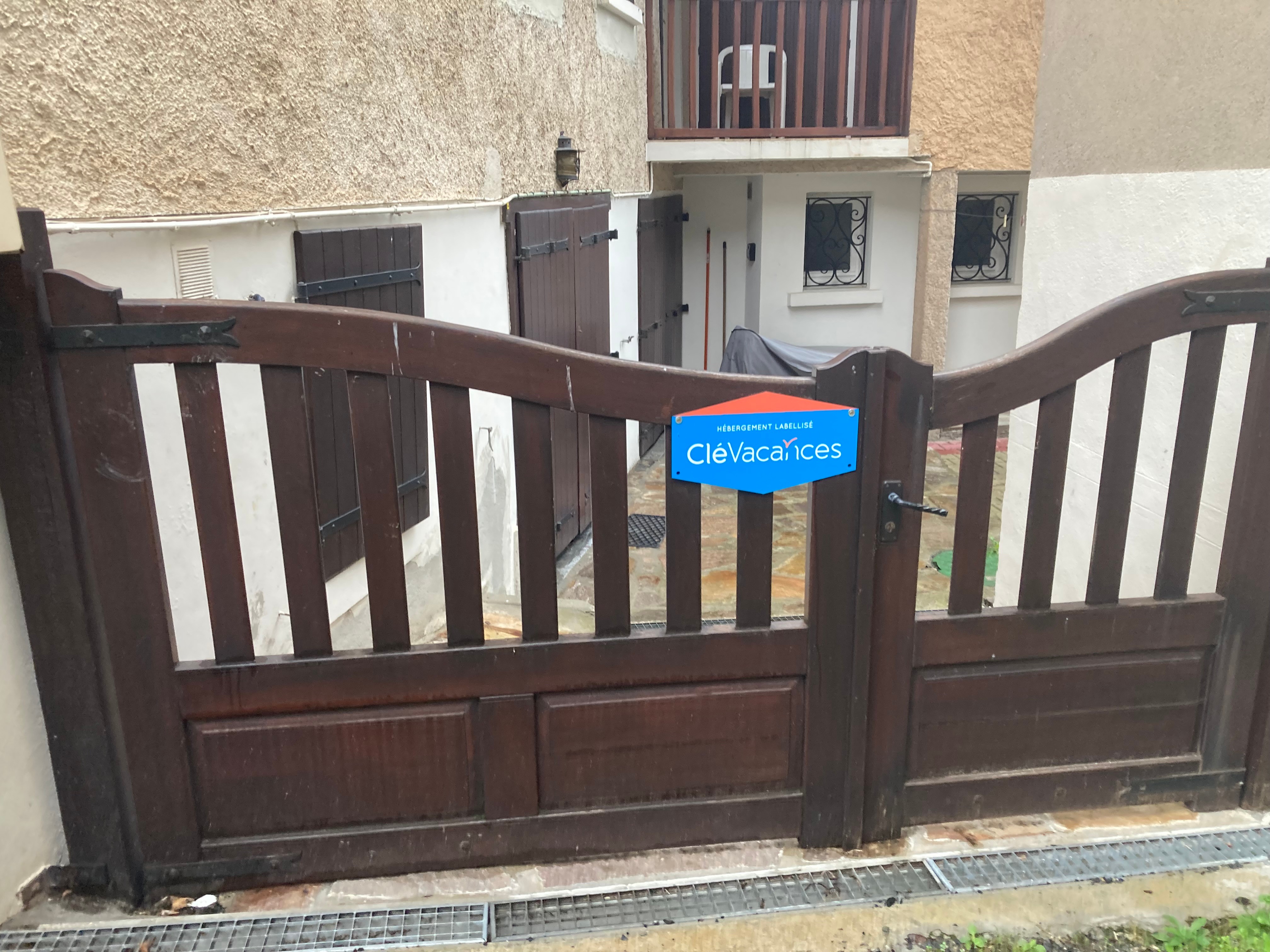 Flat entrance
