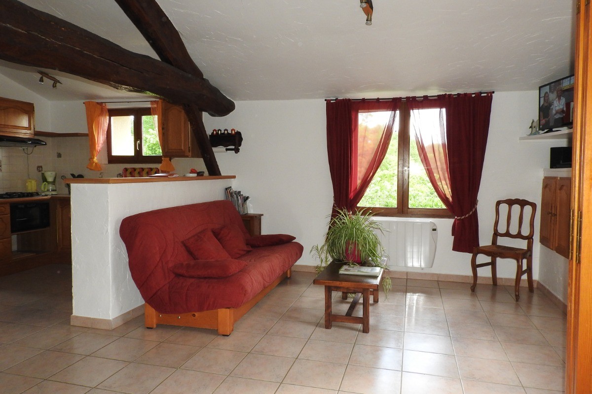 Gîte RUBIS salon clic clac