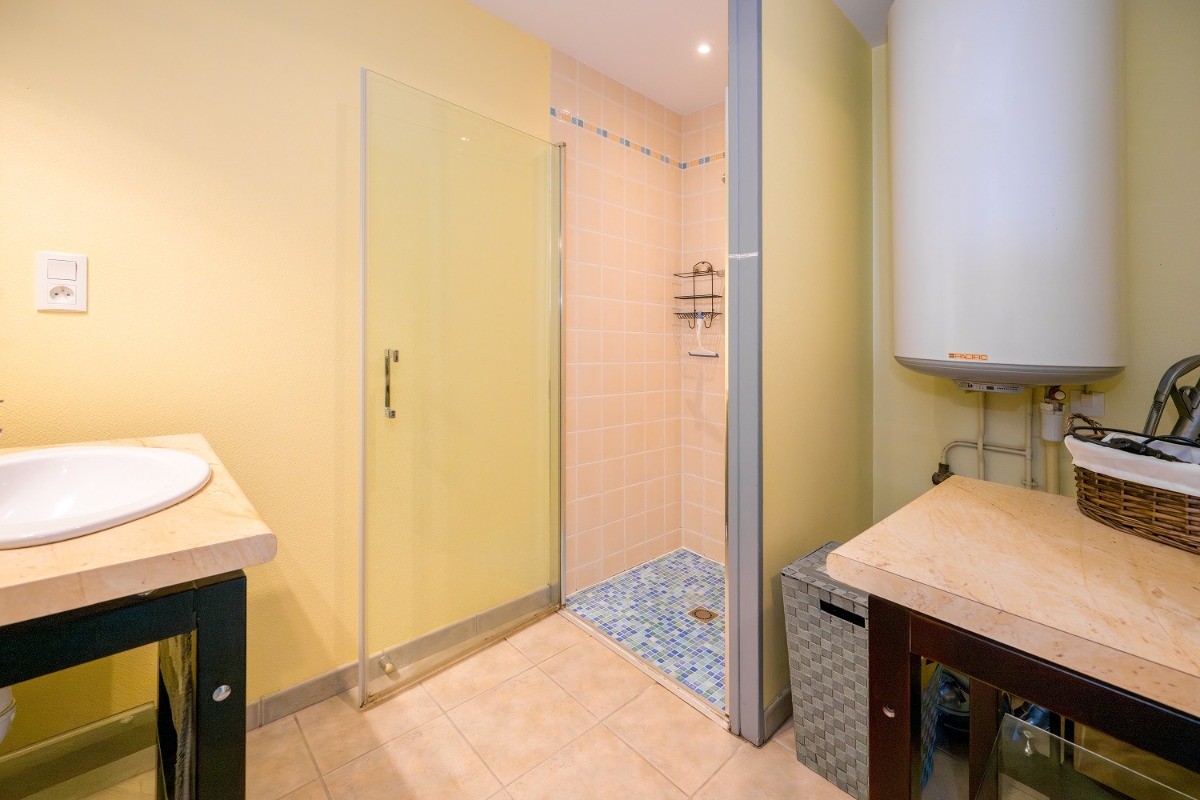 salle de bain - douche à l'italienne