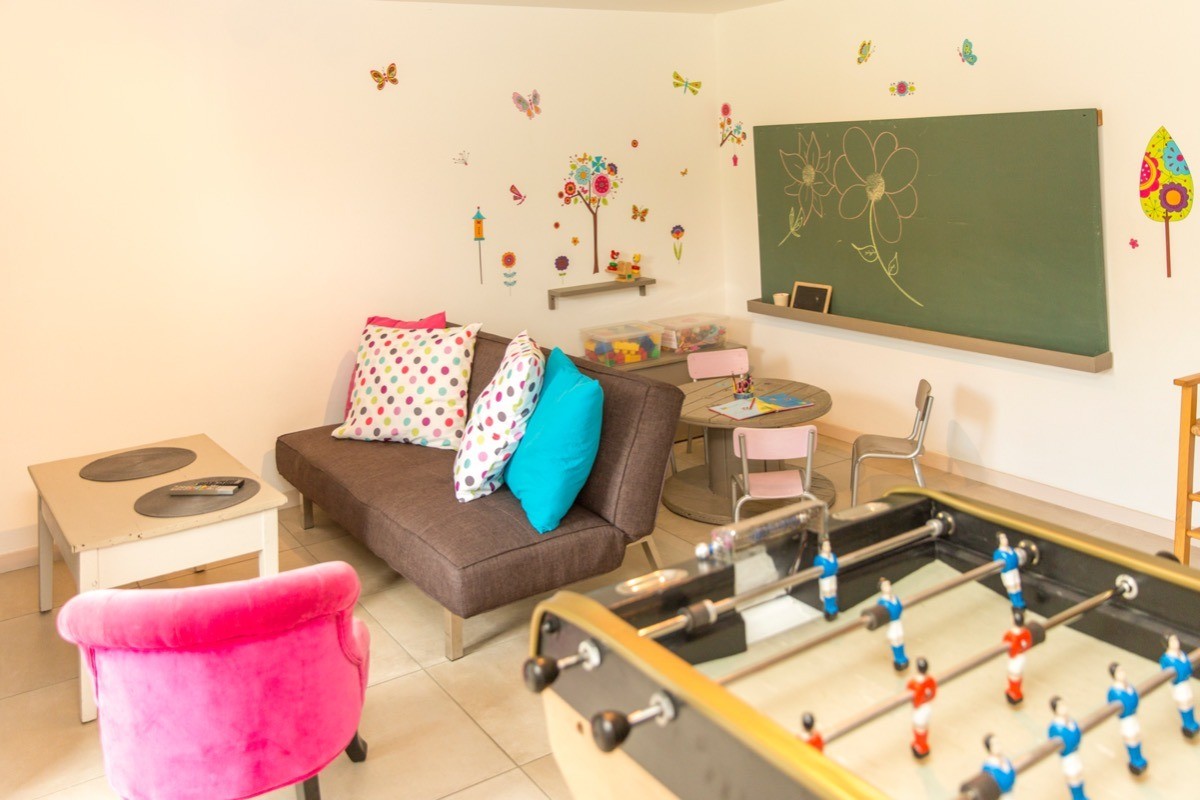 Salle de jeux idéale pour les enfants et les jeunes