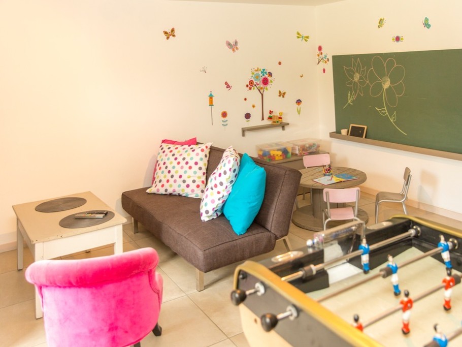 Salle de jeux idéale pour les enfants et les jeunes