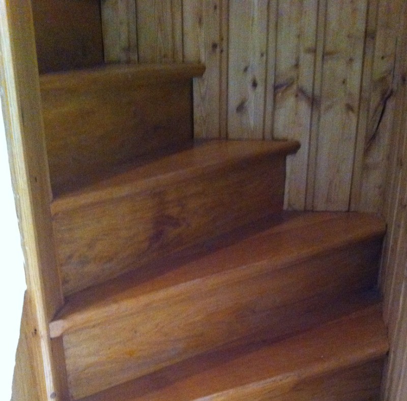 Passons au 1er étage  - Les Alyzés