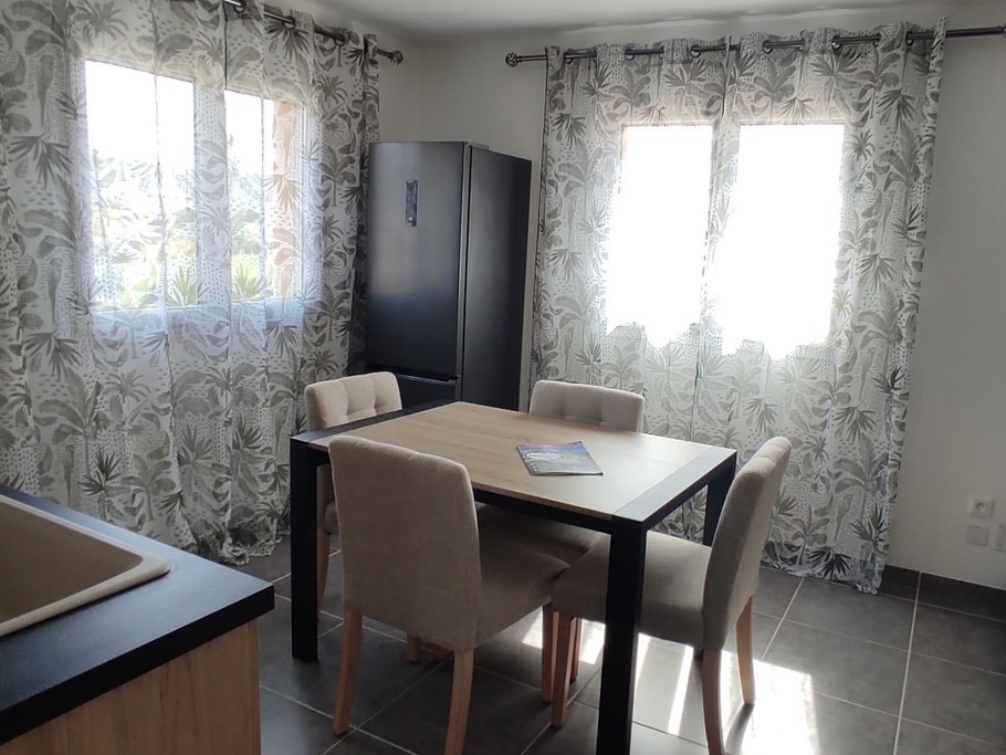 Location Di-Pirro -  La cuisine