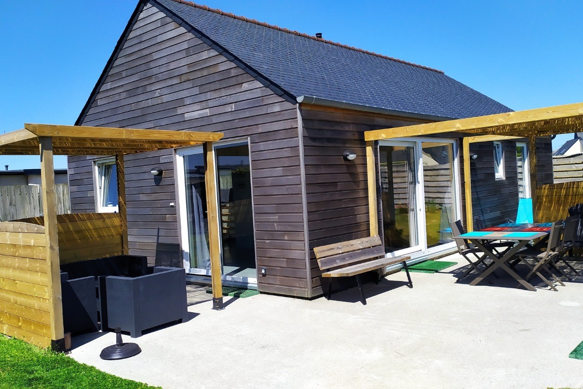 holiday home 240 metres from the beach -