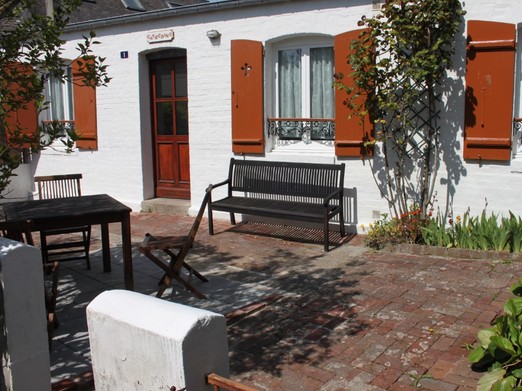 Cour terrasse pavée