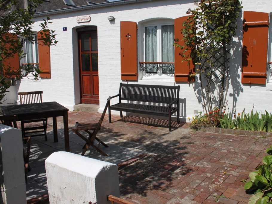 Cour terrasse pavée