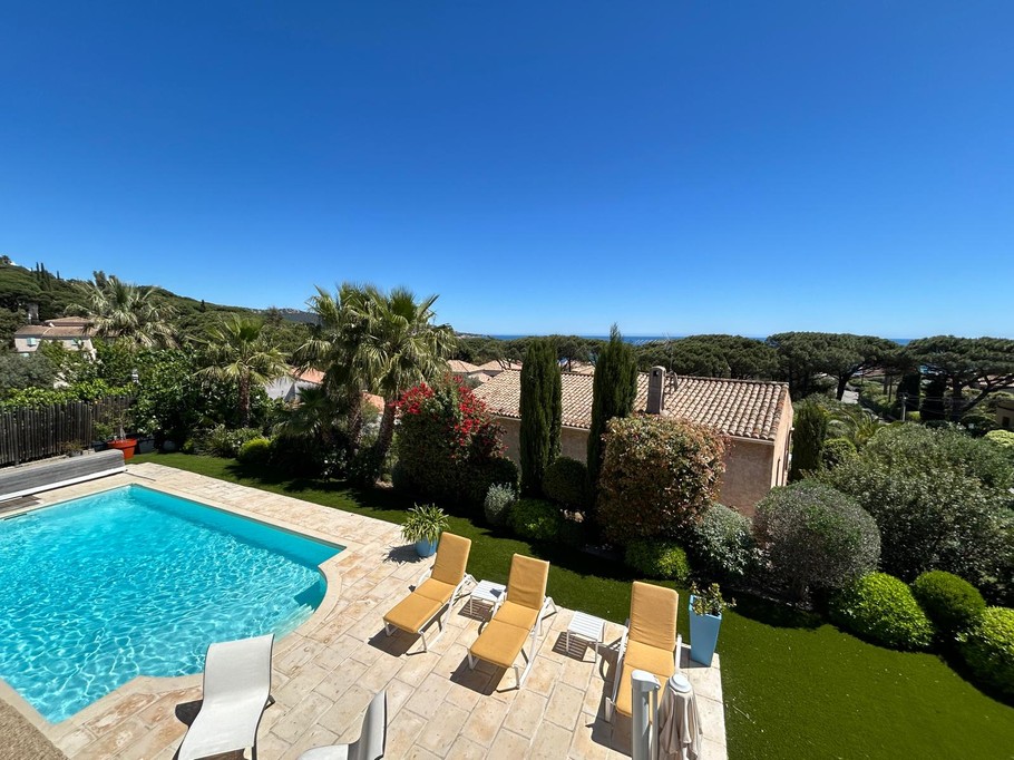 Villa Jacklou, vue depuis la terrasse de la suite parentale
