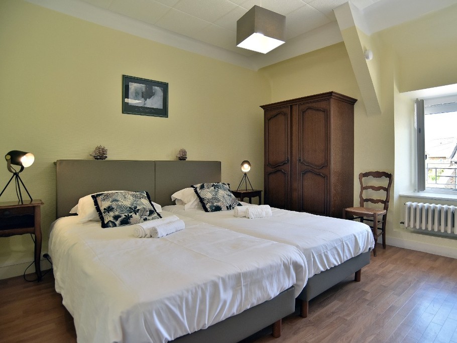 Chambre étage 2 lits simples 90 X 190