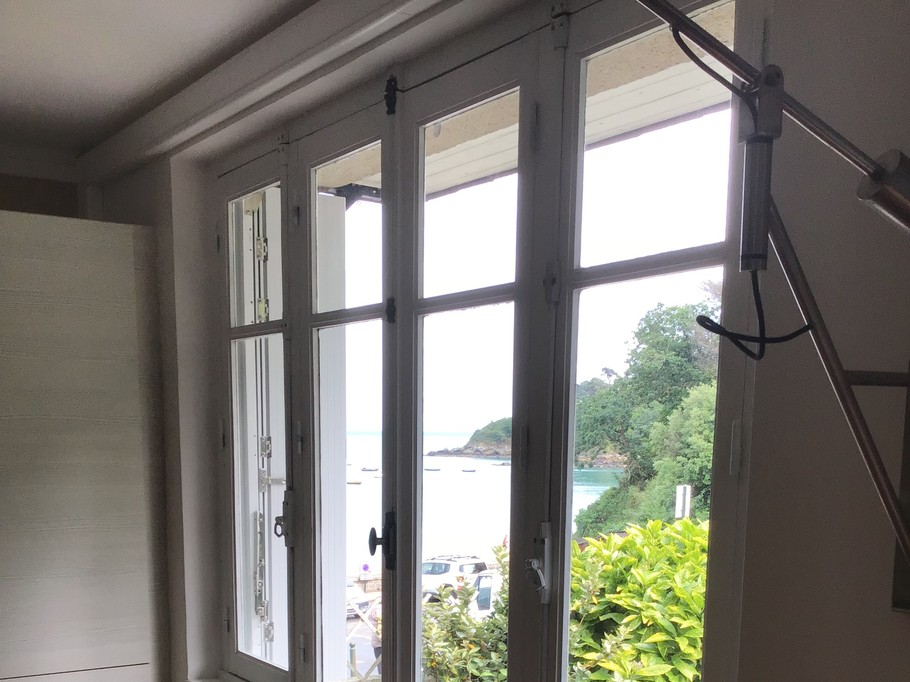 vue de la fenêtre de la cuisine