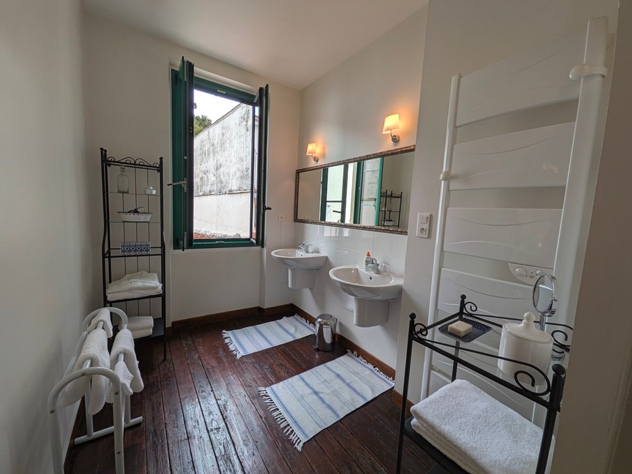 Chambre Jeanne "La Fuite en Egypte" Moissac
