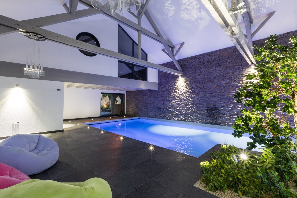 Piscine intérieure