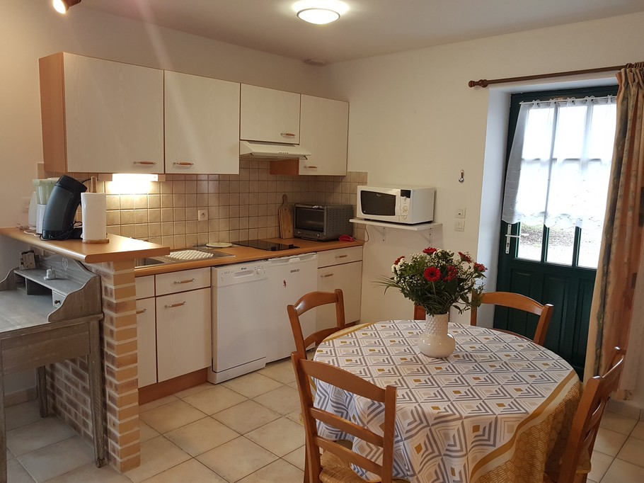Ground floor living room with kitchen, lounge and living room
