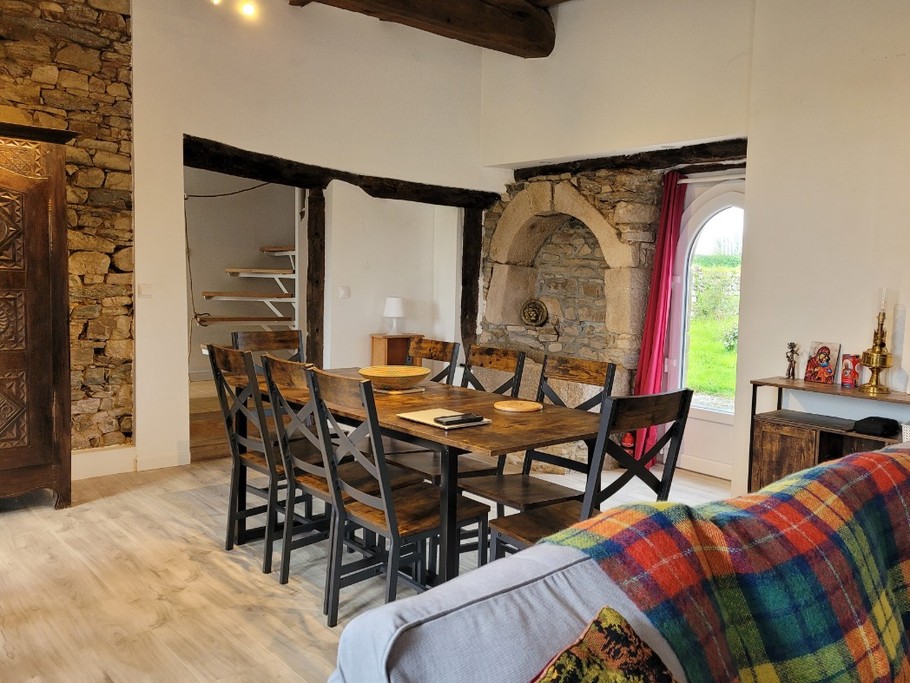 DELCROIX, location,  Clévacances, Runan, pièce de vie espace salle à manger