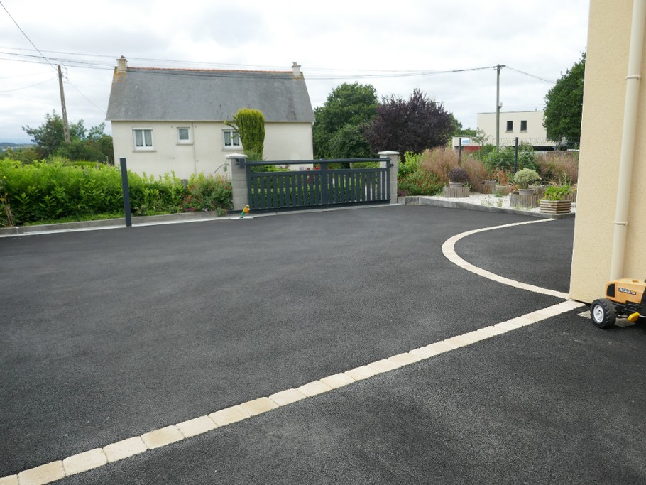 Cour Fermée portail électrique