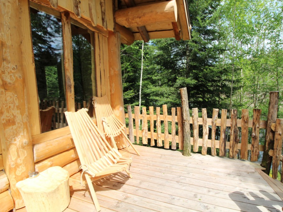 Fuste du Trappeur, Grand lit double - Les Cabanes du Lac de Pierre Percée