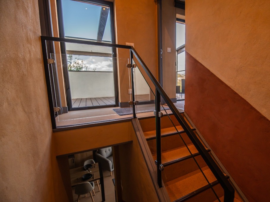 Halte Air et Go/ Barre des Dourbes / Accès étage