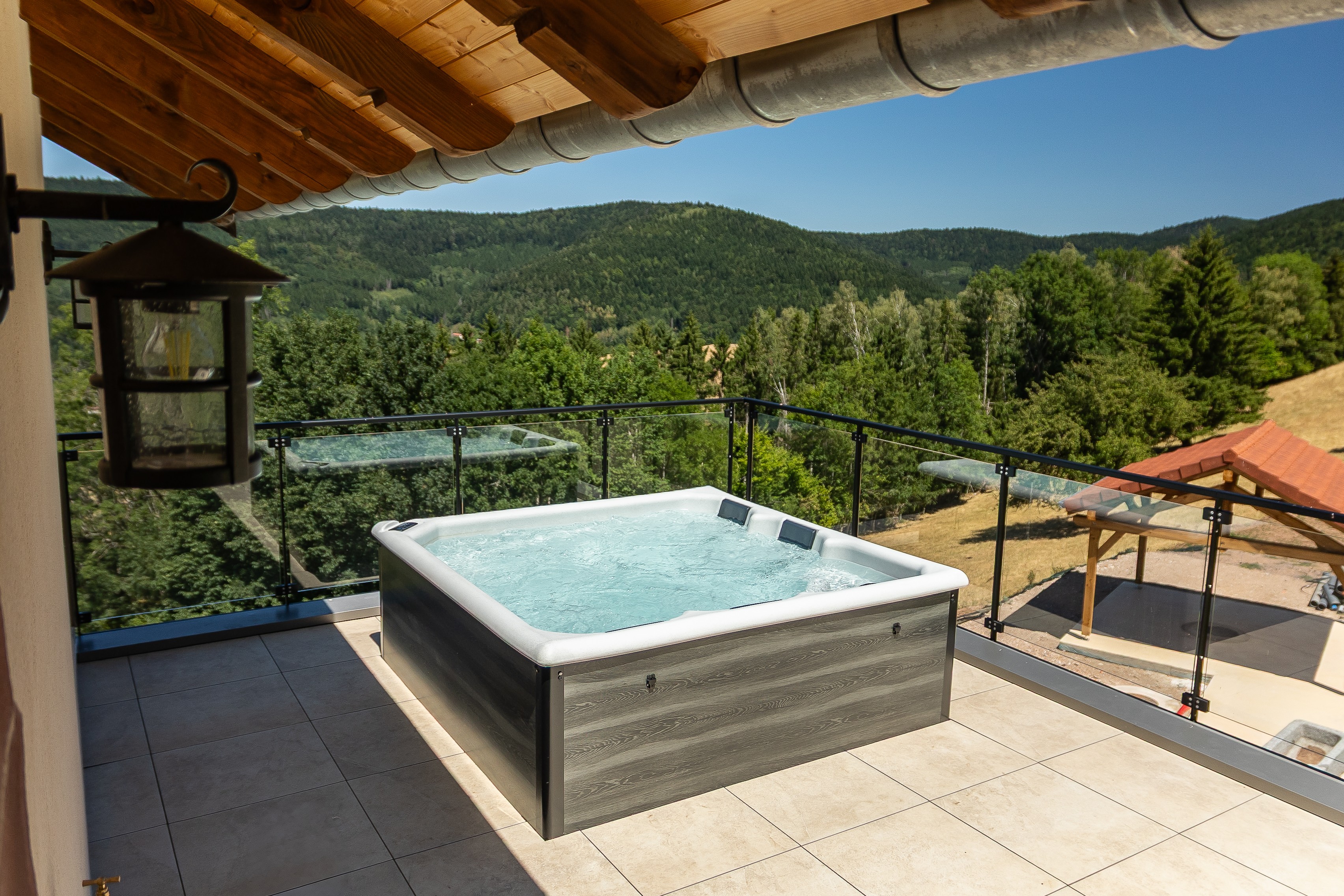 Spa on the terrace - La Logette