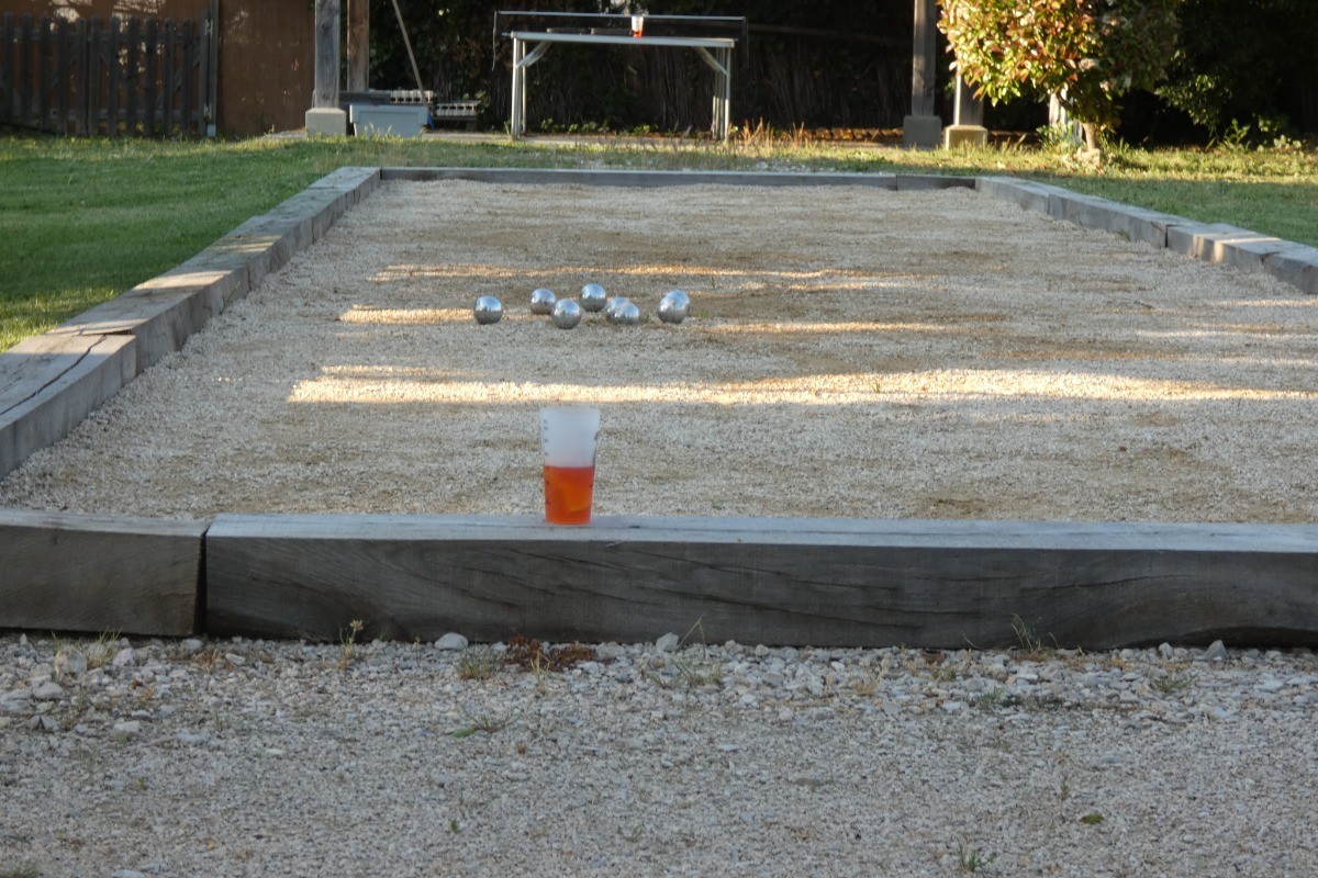 Apéritif et pétanque