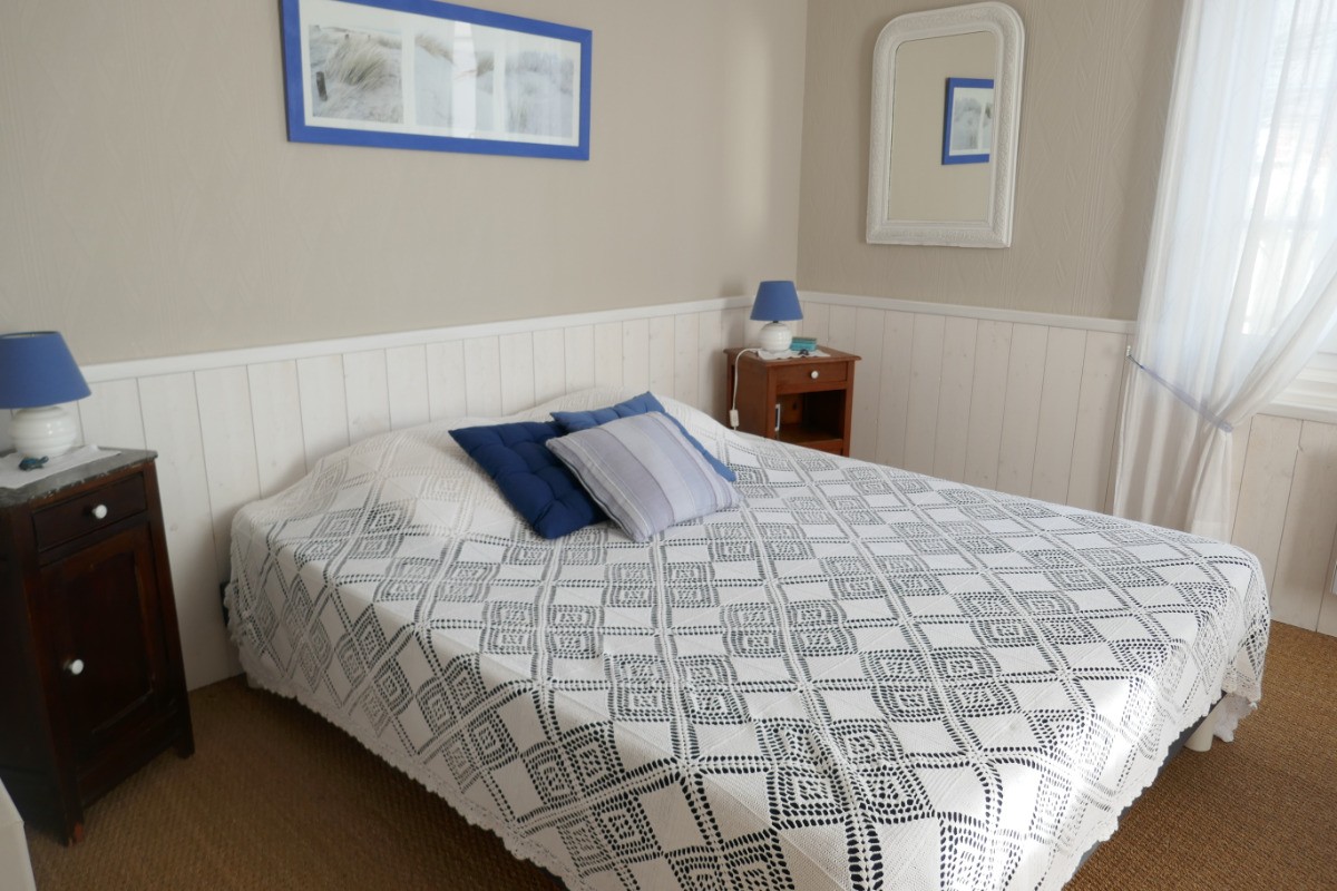 Chambre 1  lit 160 x 200