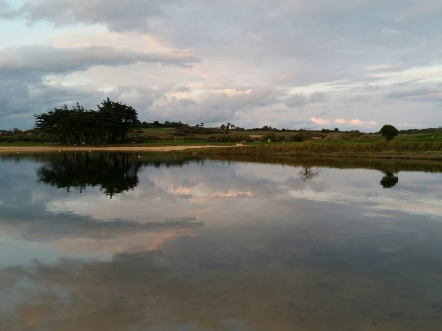 La maison de Marilou, location "L'Ile à Bois" en plein coeur du vieux Paimpol (Côtes d'Armor, Bretagne) - Etang de Poulafret