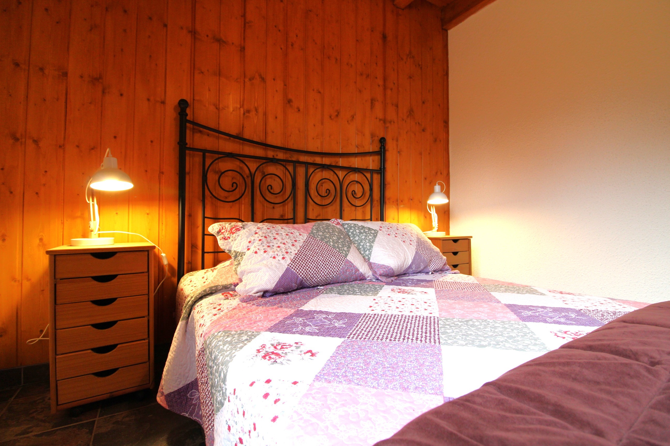 Chambre n°1 - Gîte Le Sapin, proche lacs et randonnées, pour 4-8p