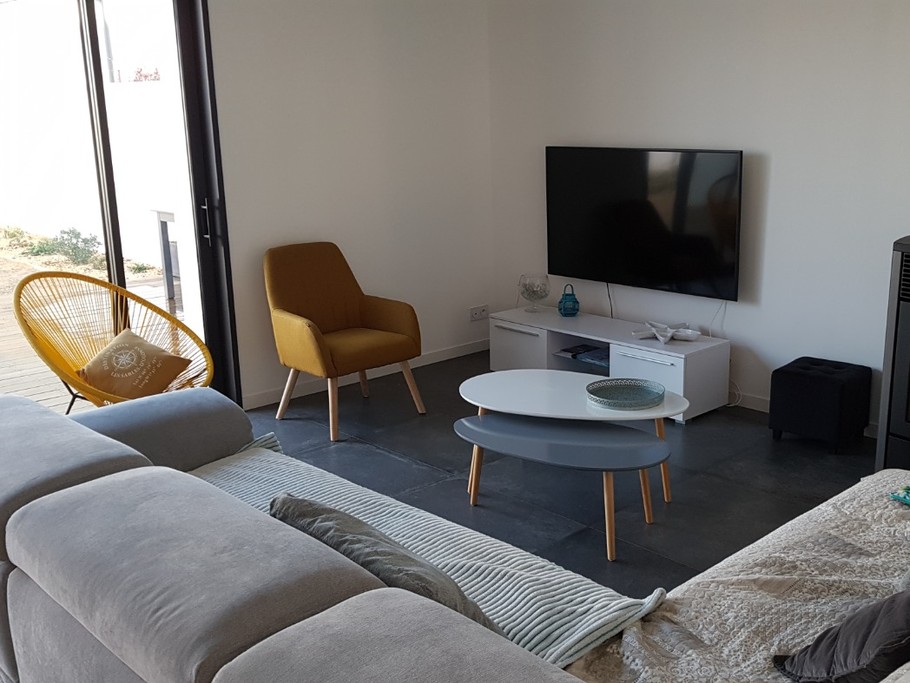 Salon avec le Poêle pour les journées d'hiver