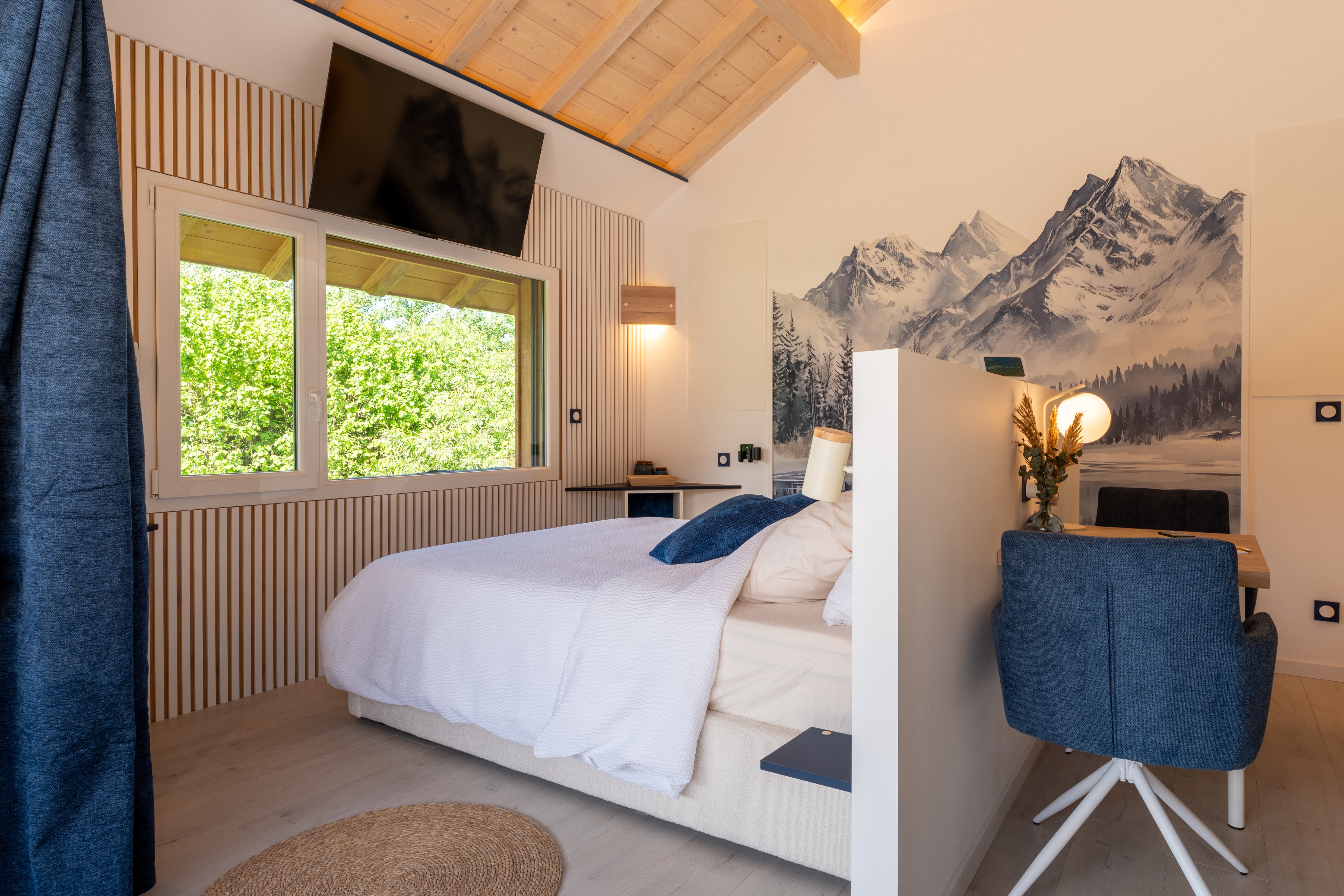 Scandi'Blue sleeping area - Domaine Epic Chalets
