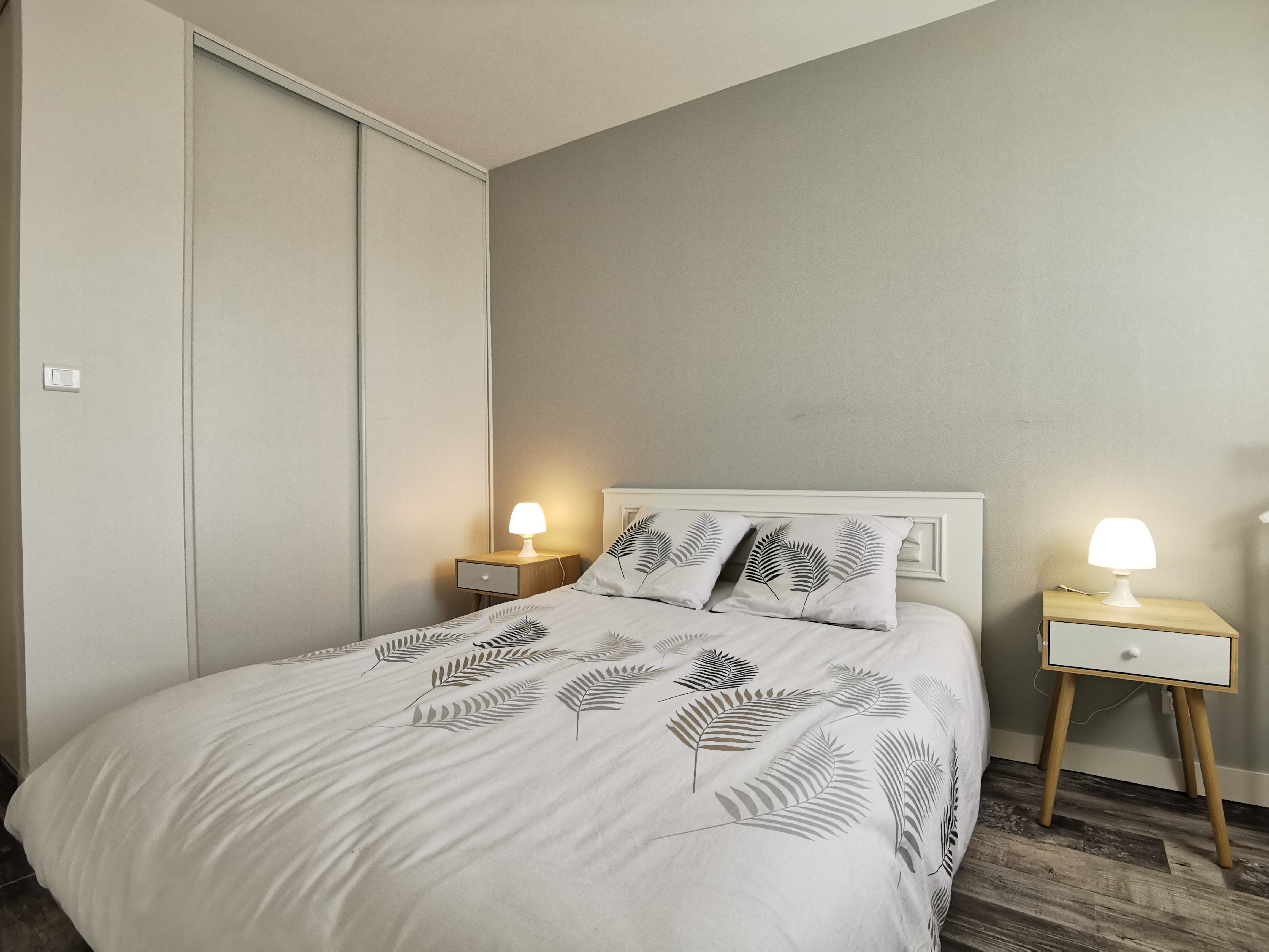 chambre avec placard