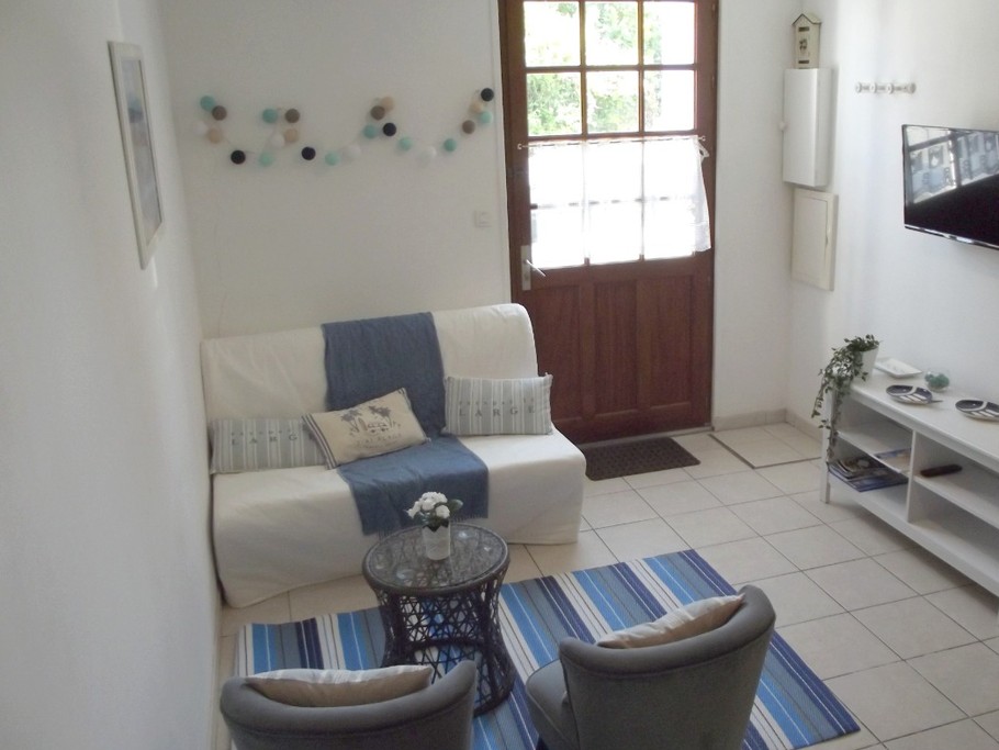 Pièce de vie avec couchage en BZ