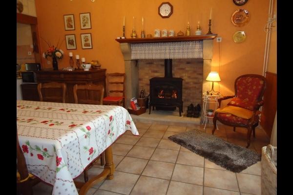 Location de vacances gîte Maison avec étang, idéale pour pêcheurs, proche d'Aubusson en Creuse