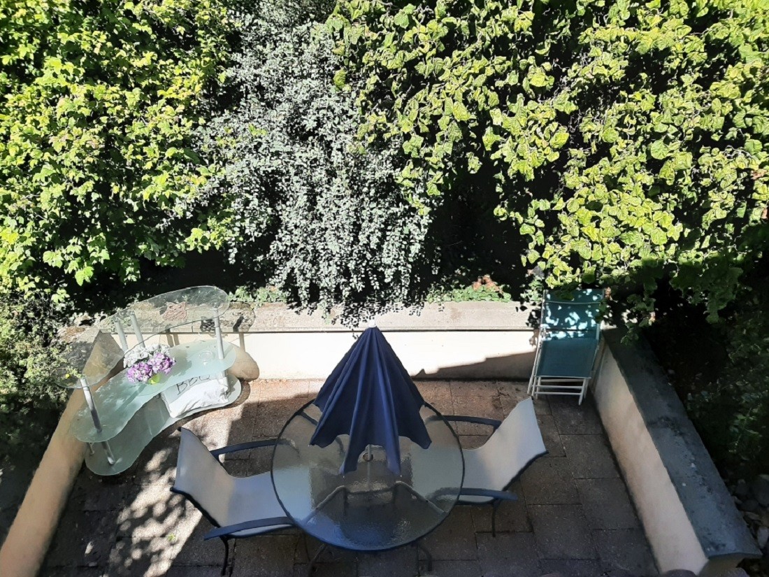 "La Petite Eau" holiday cottage in Charbonnier-les-Mines, near Issoire, Puy-de-Dôme: The Terrace