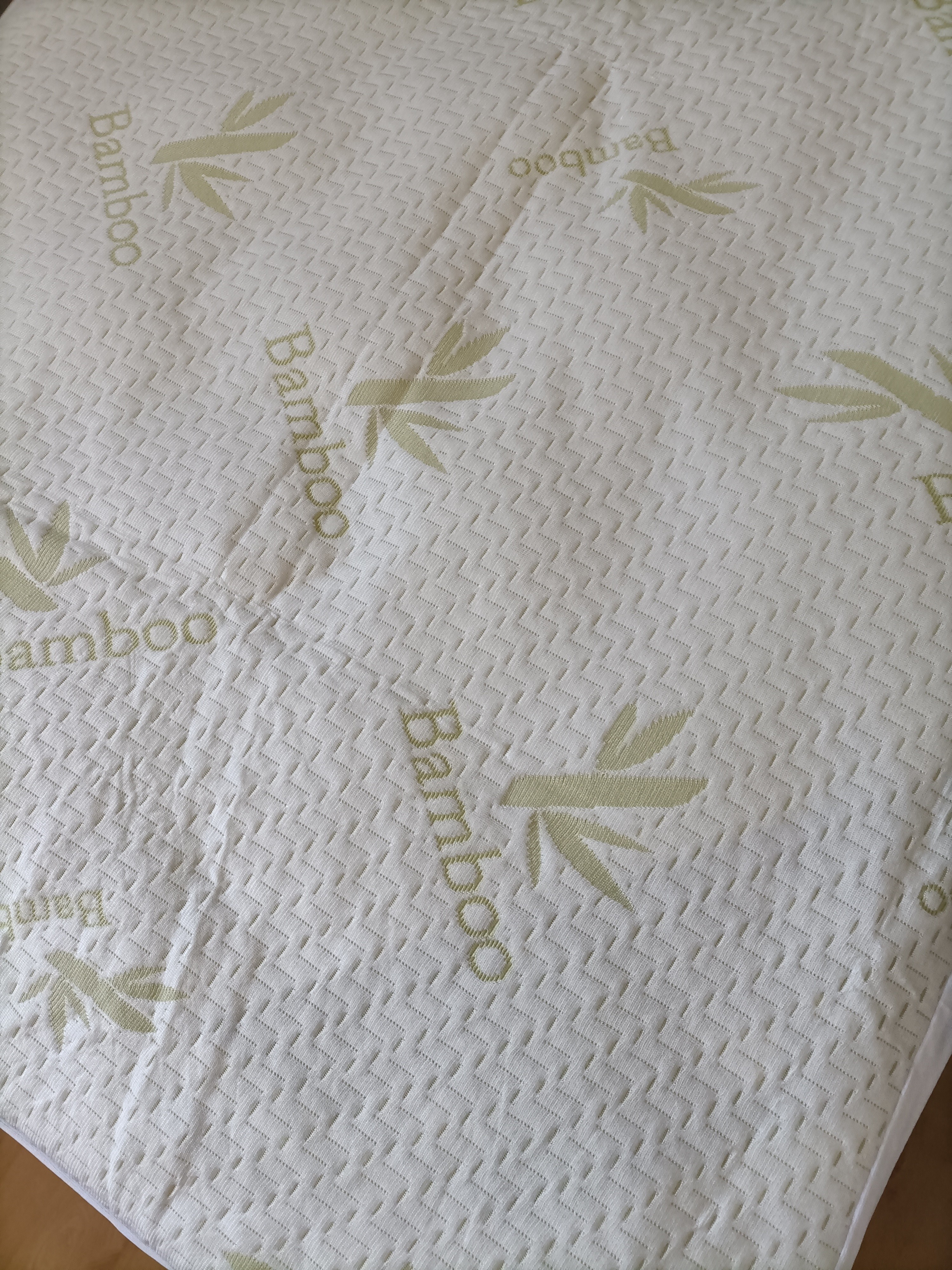 Protège-matelas en bambou