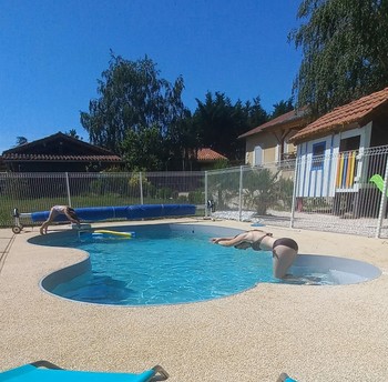 Duffort-Gers-Domaine de la Cambre-roulotte-camping à la ferme-nature-déconnexion-piscine
