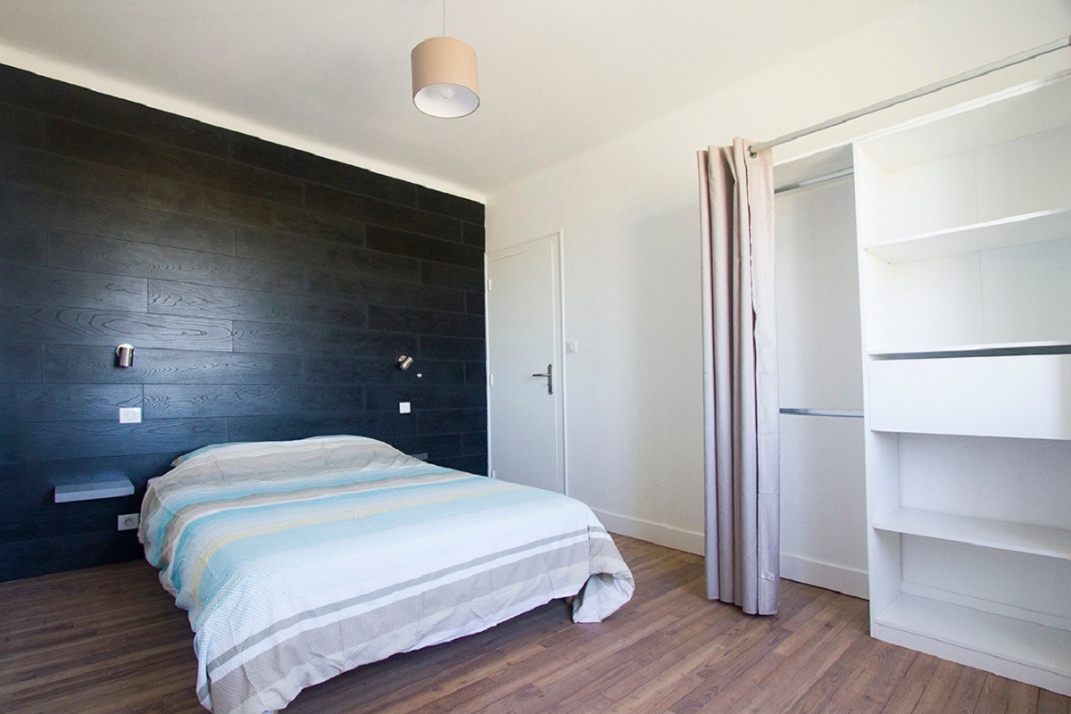 First floor; Bedroom 2 with bed 140 x 190