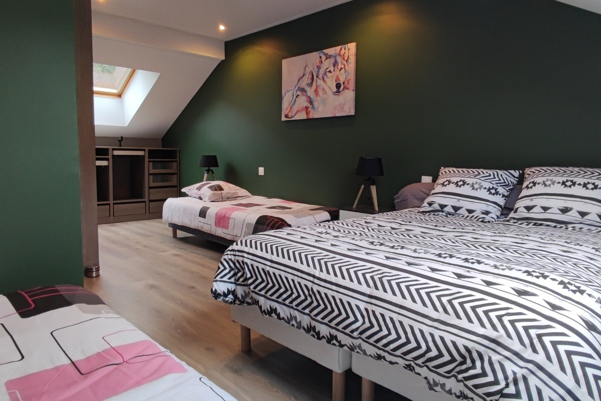 Chambre n°1 avec 4 couchages - Maison Gite Le Bressaud à La Bresse