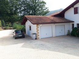 Parking avec Portail électrique