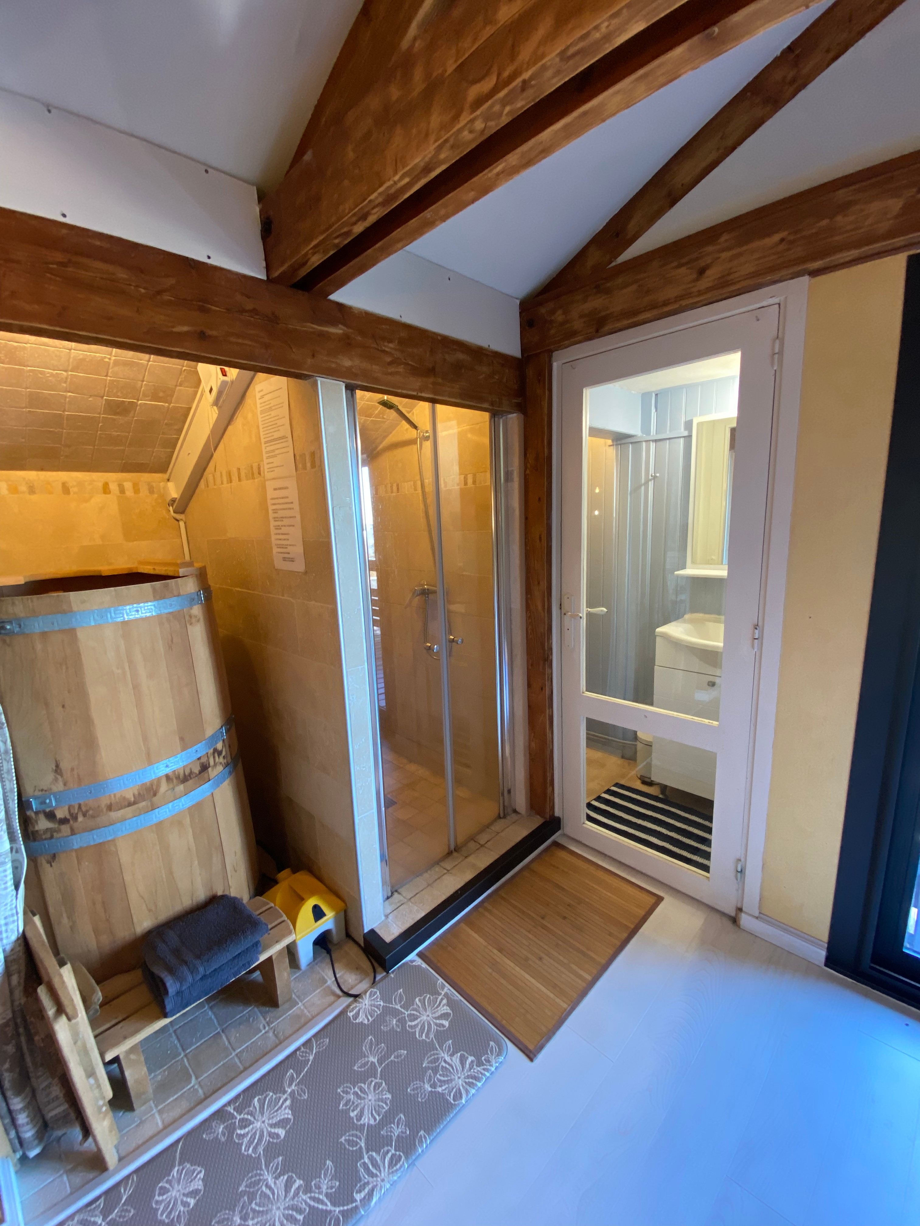 espace détente avec sauna Sibérien chambre 1 - étage