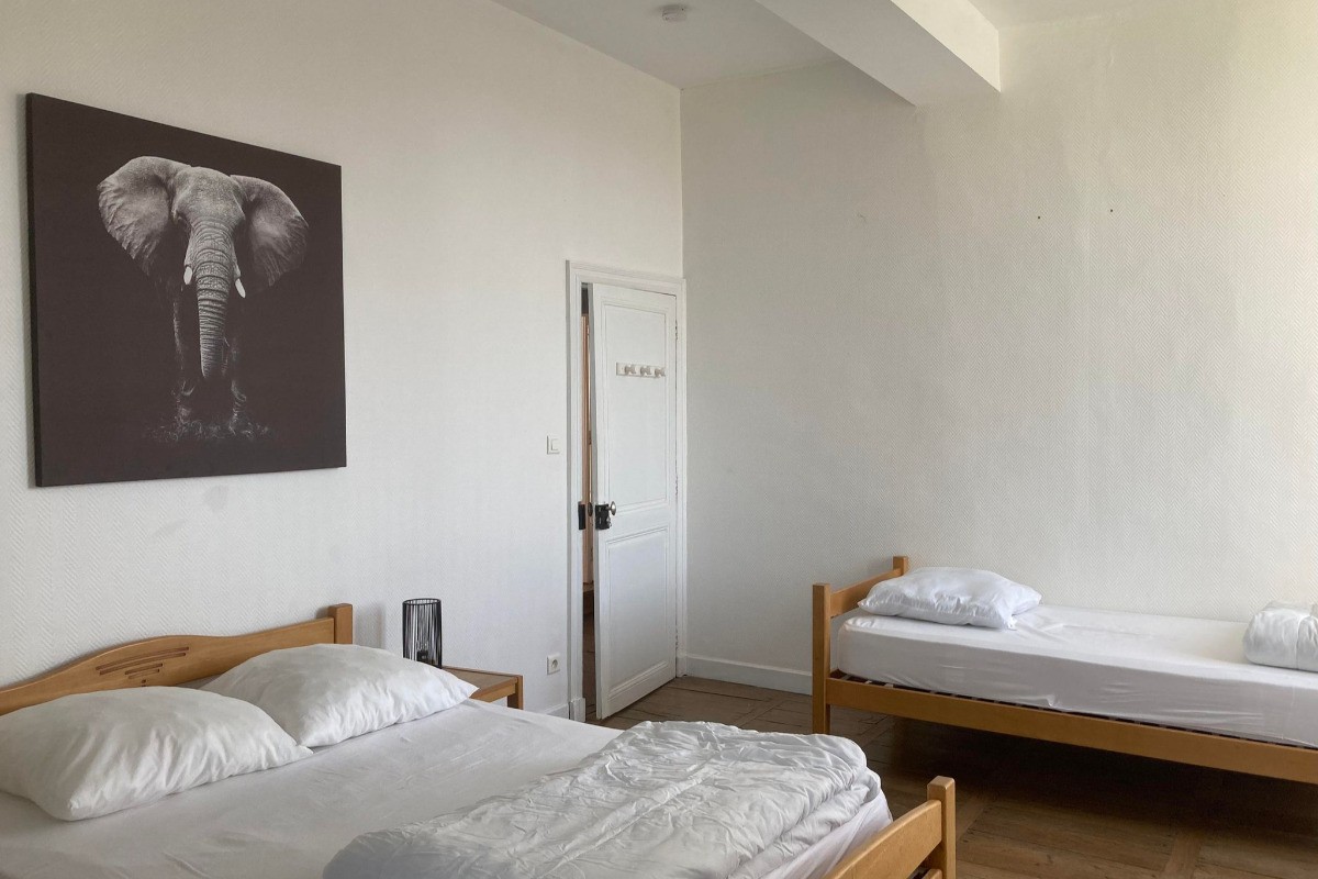 chambre 1 lit 140cm + 1 lit 90cm