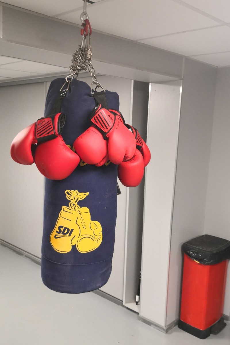 Entrainement boxe dans le garage