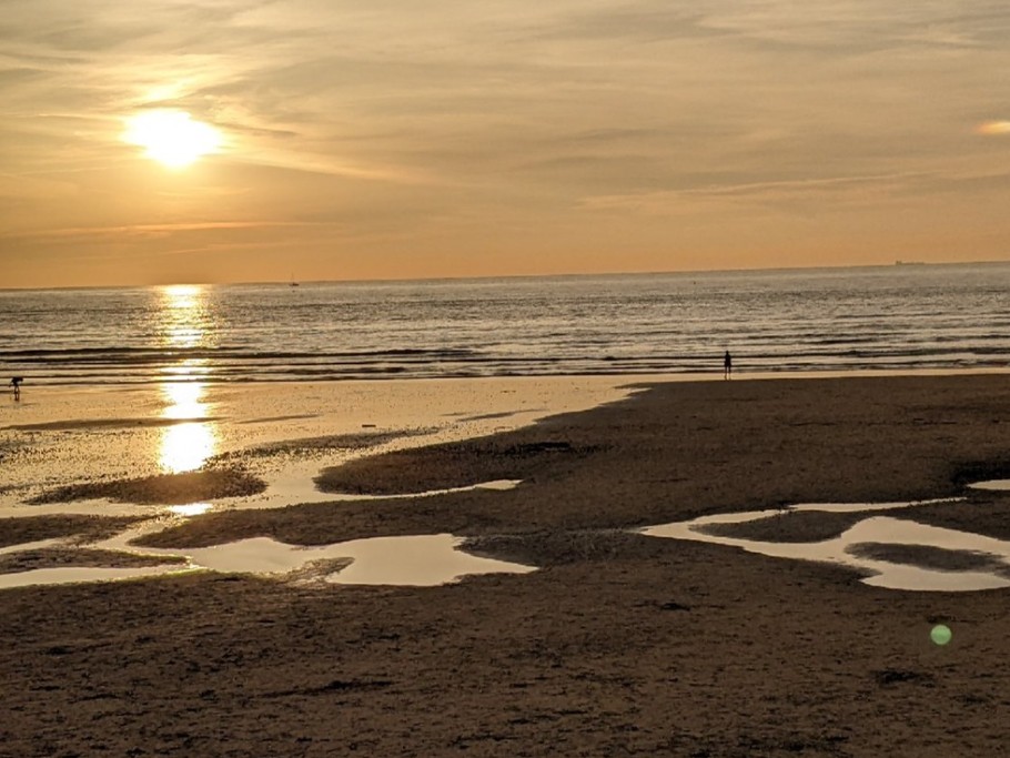 soleil couchant à wimereux digue nord