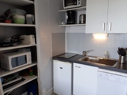 Kitchen utensils + some other small appliances