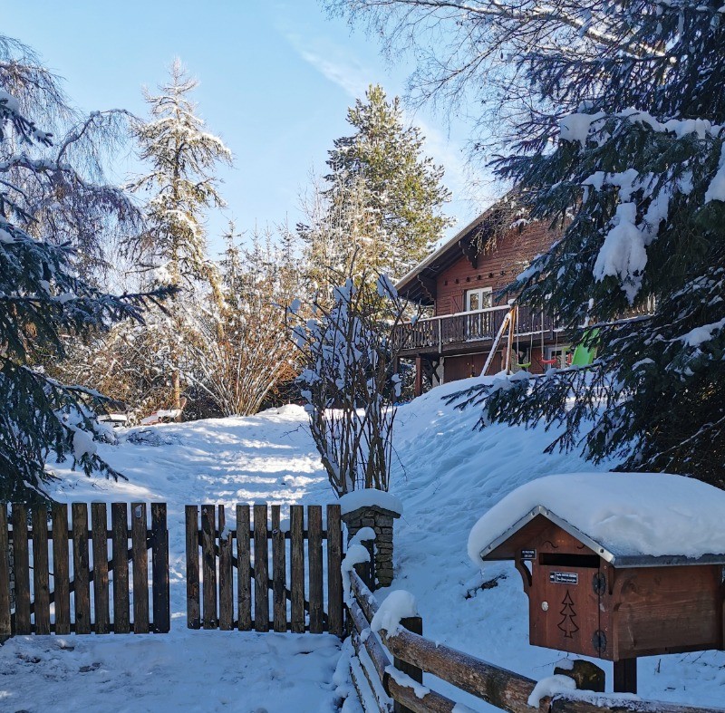 Vue chalet hiver